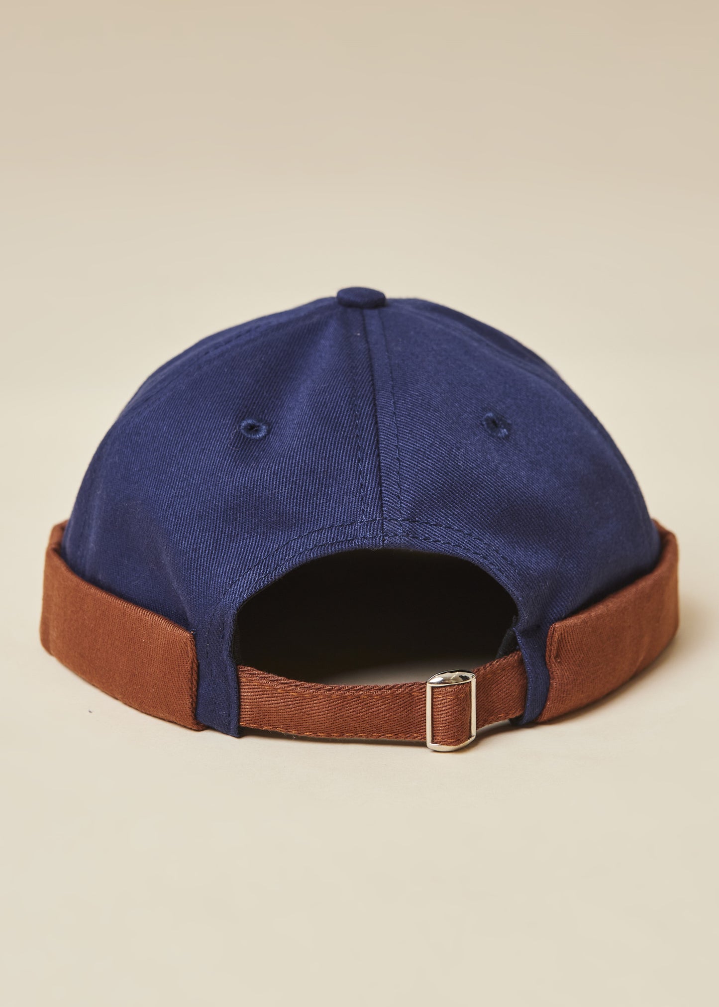 GORRO ESTIVA | AZUL MARINHO E MARROM